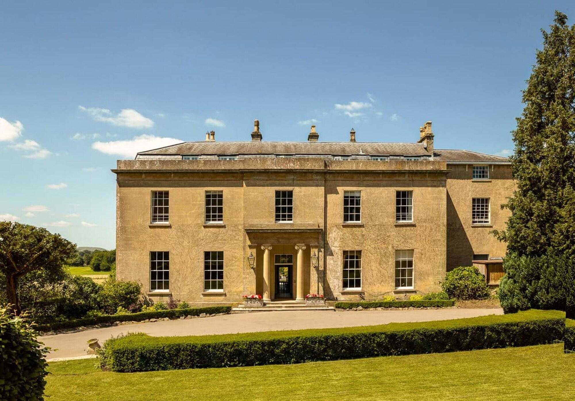 Vista Exterior Work From Here at The Bishopstrow Hotel & Spa