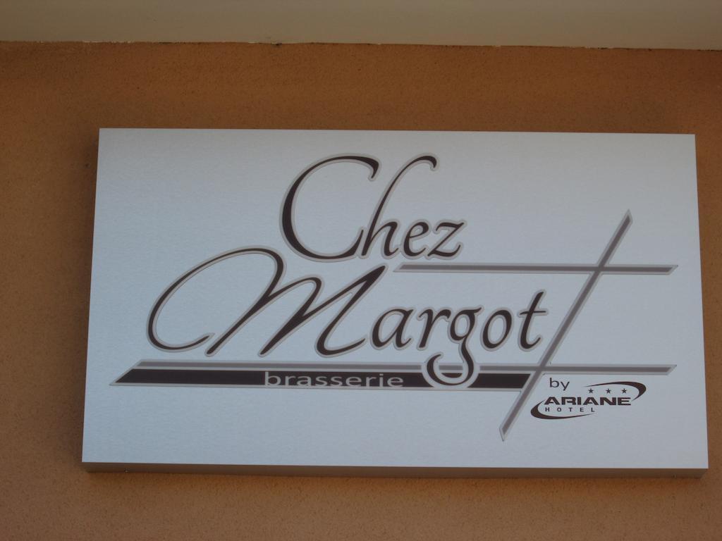 Vista Exterior Ariane Hotel Istres