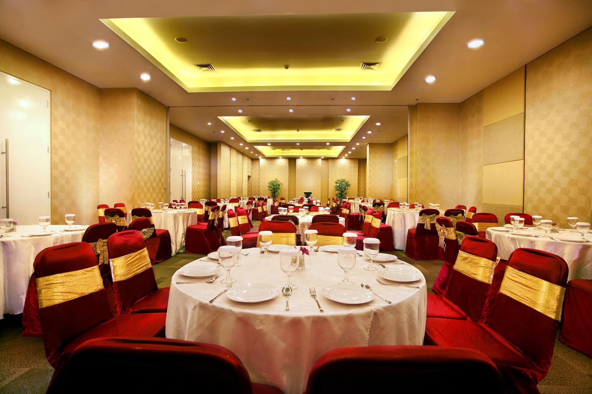 Salón de Baile favehotel Manahan - Solo