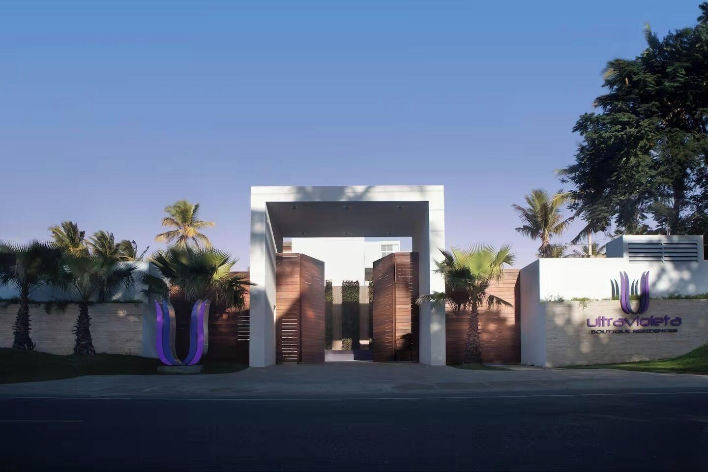 Vista Lobby Ultravioleta Boutique Residences