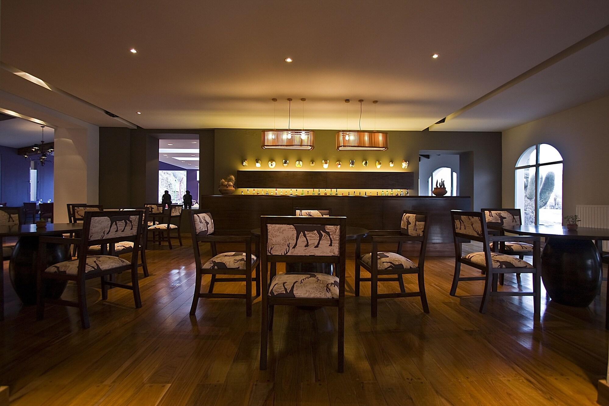 Bar/Salón Huacalera