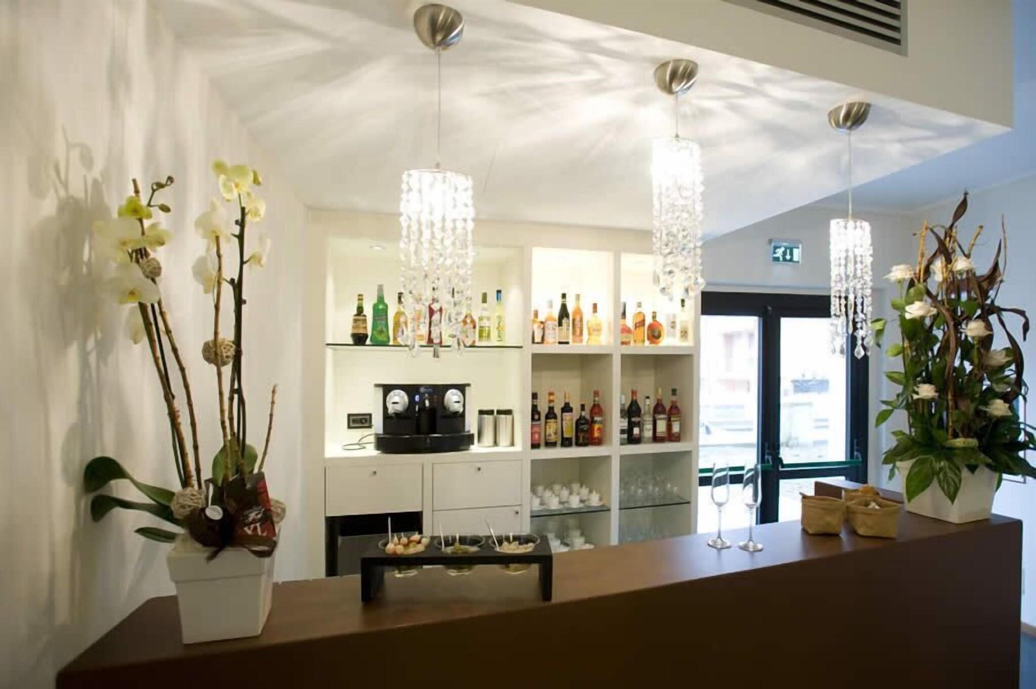 Bar/Salón Hotel Napoleon