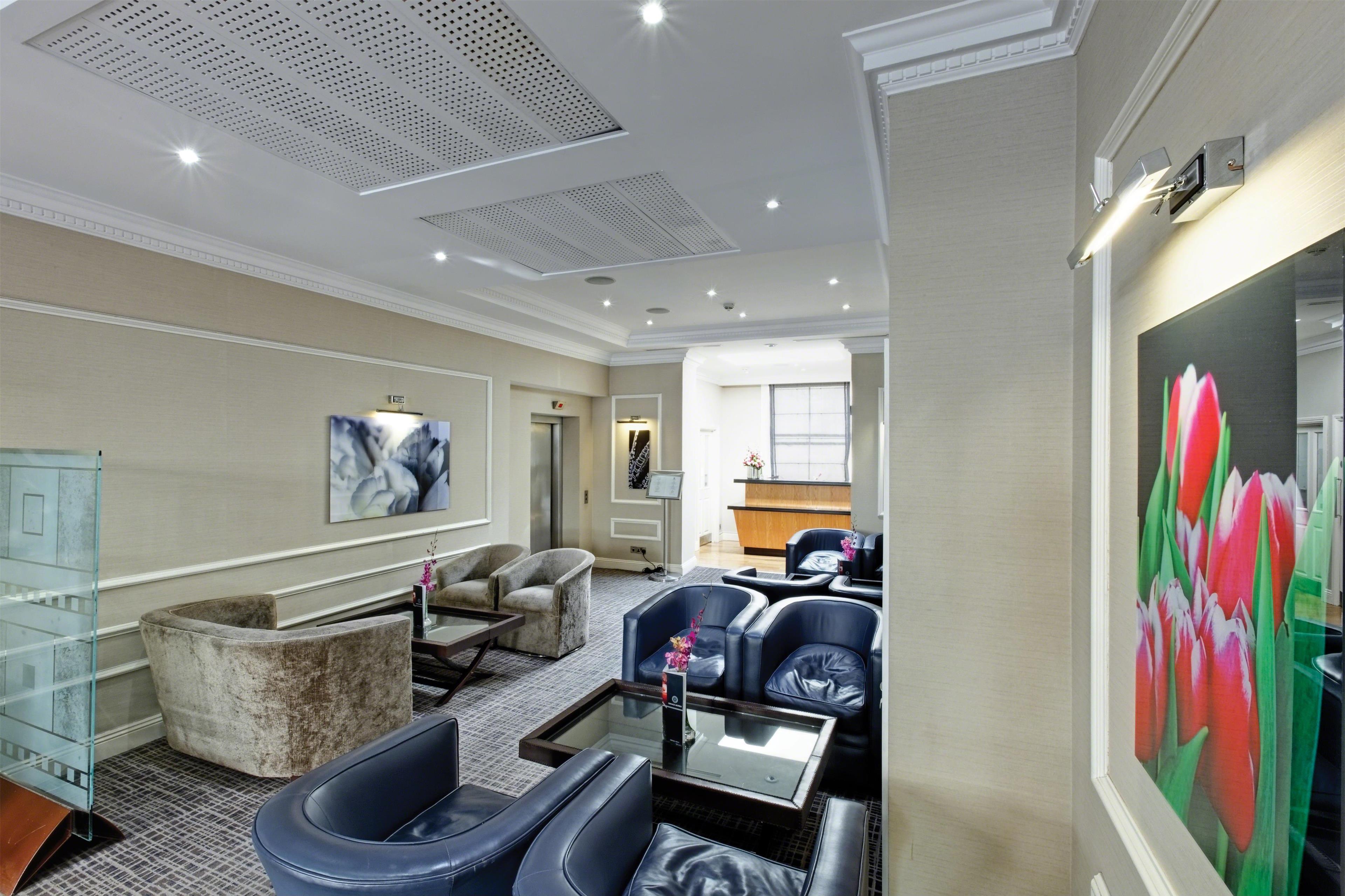 Vista Lobby Grange Beauchamp