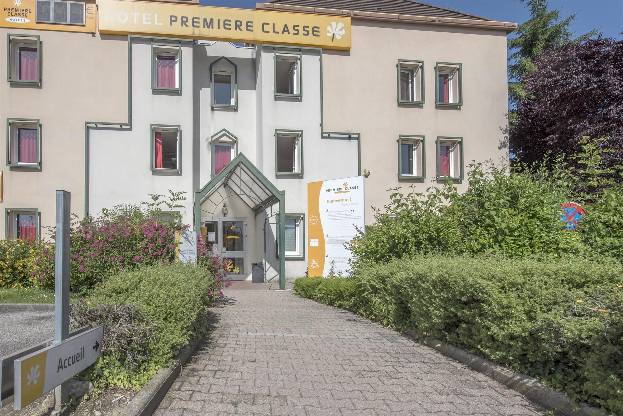 Vista Exterior Premiere Classe Geneve - Saint Genis Pouilly