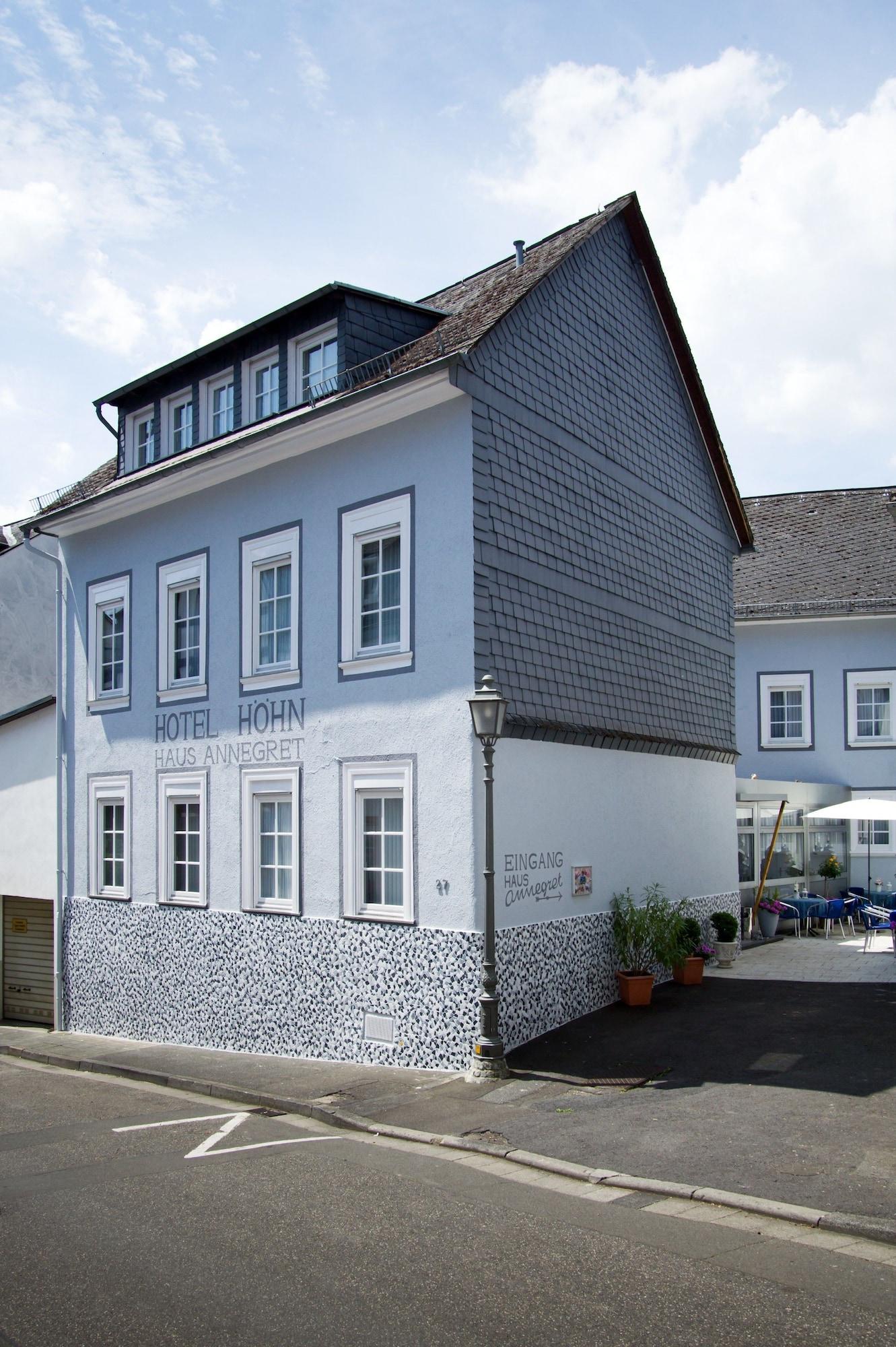 Vista Exterior Hotel Höhn