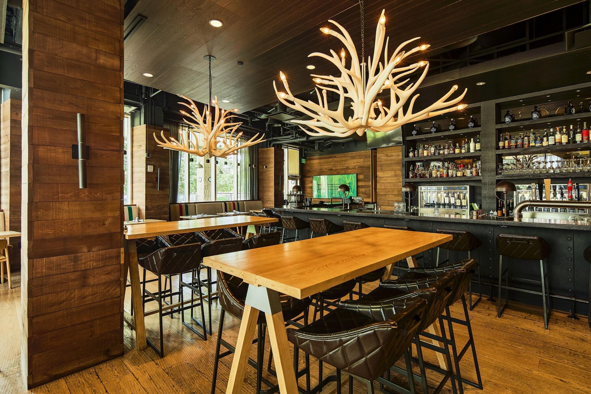 Restaurant Inn At The Forks