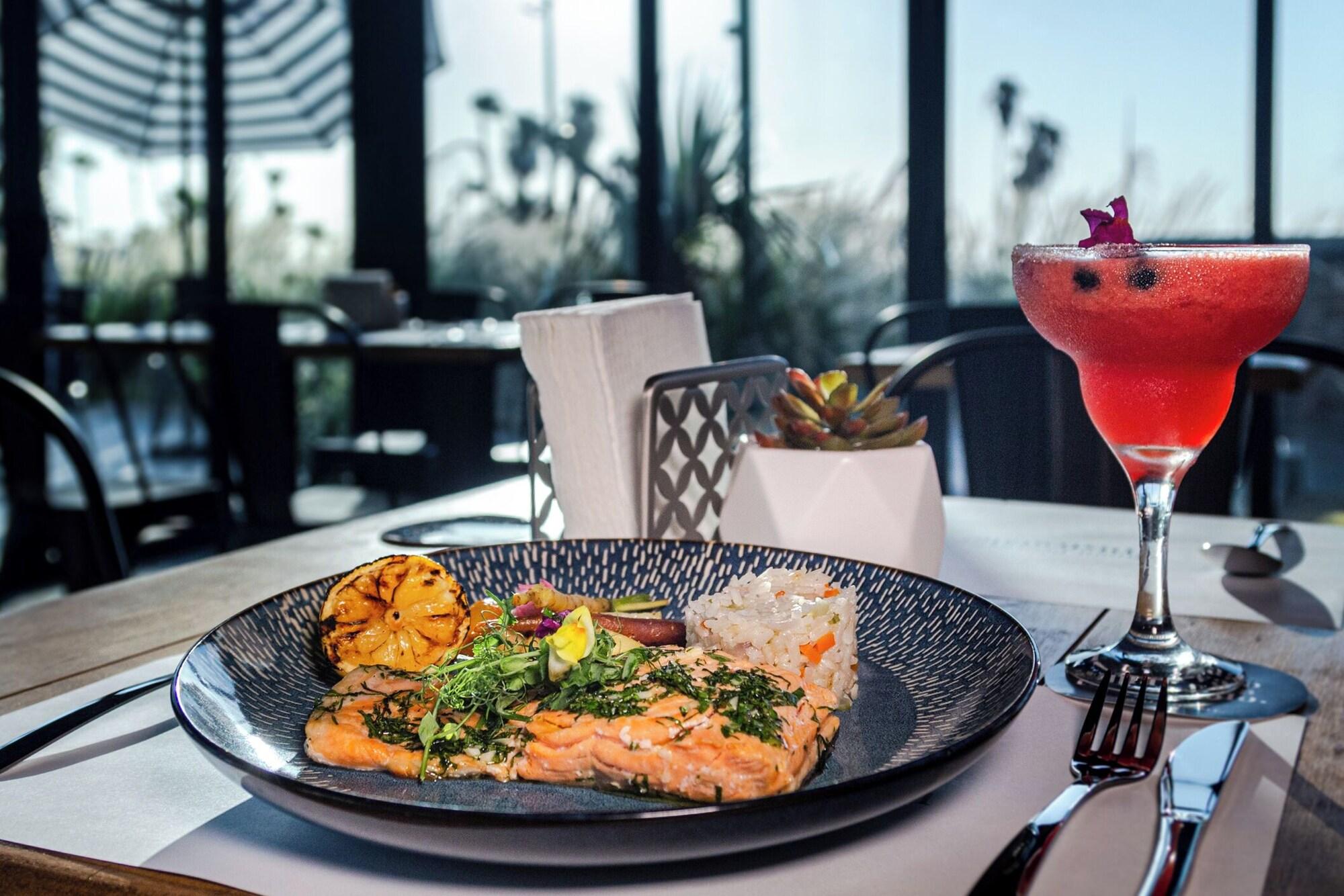 Restaurant InHouse Glamping Hotel La Paz