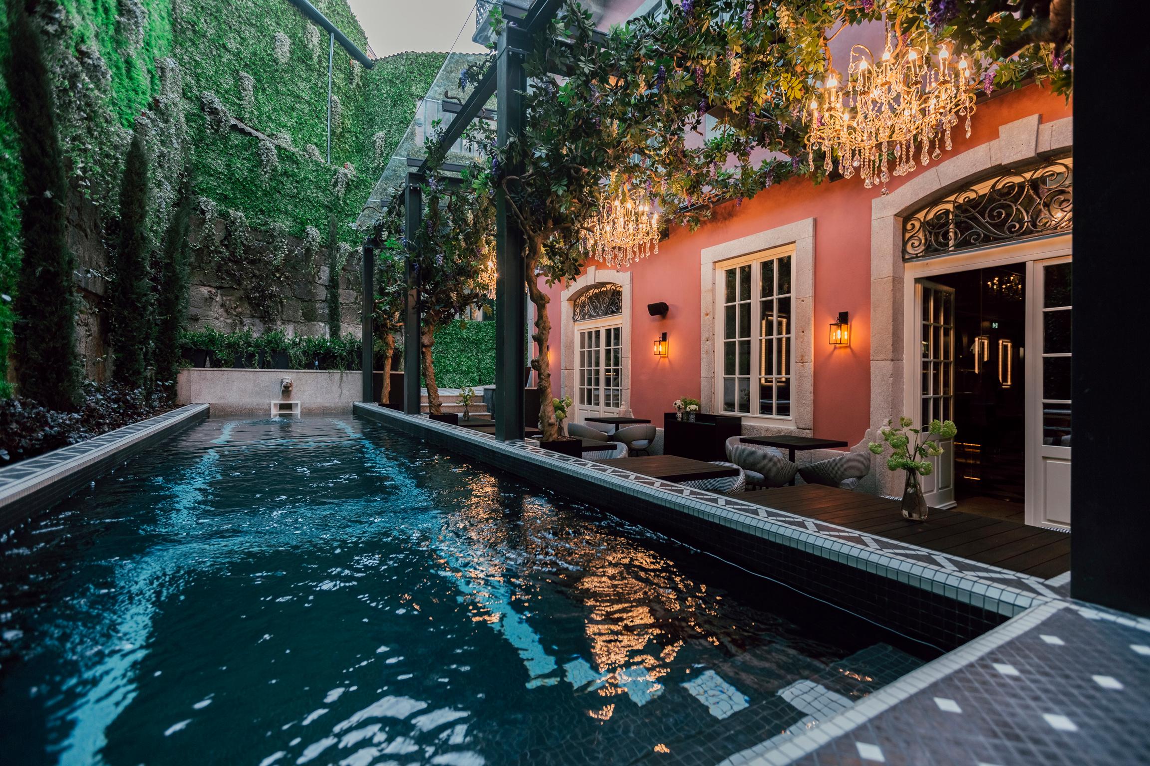Vista Piscina Torel Palace Porto