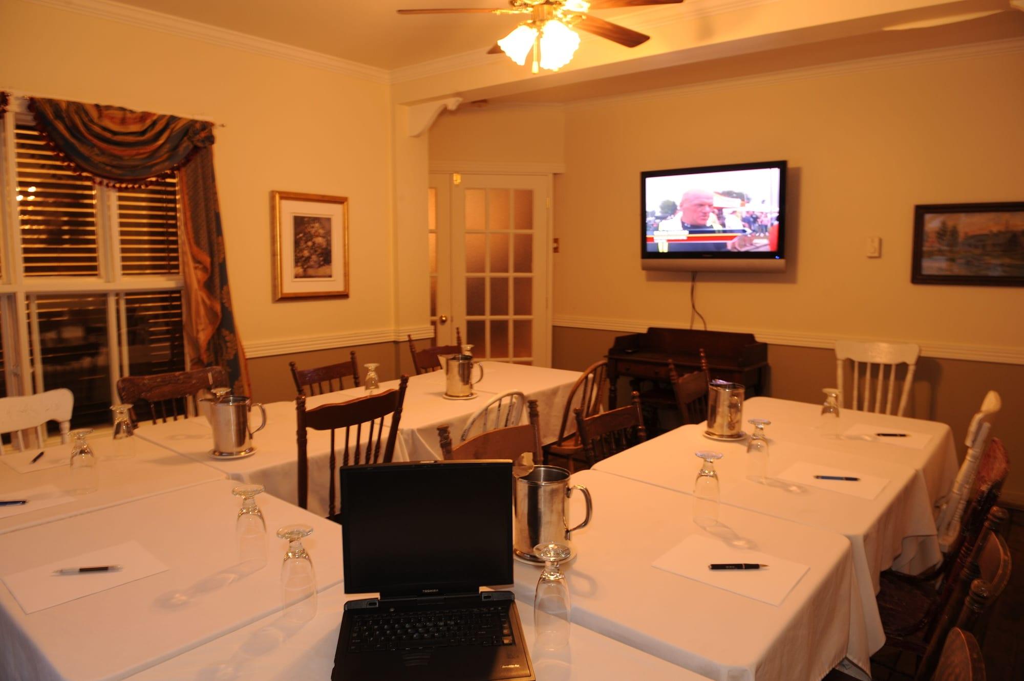 Sala de Reuniones Auberge de La Tour du Lac