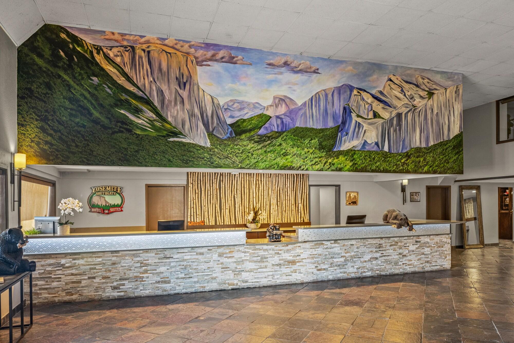 Vista Lobby Yosemite Southgate Hotel & Suites