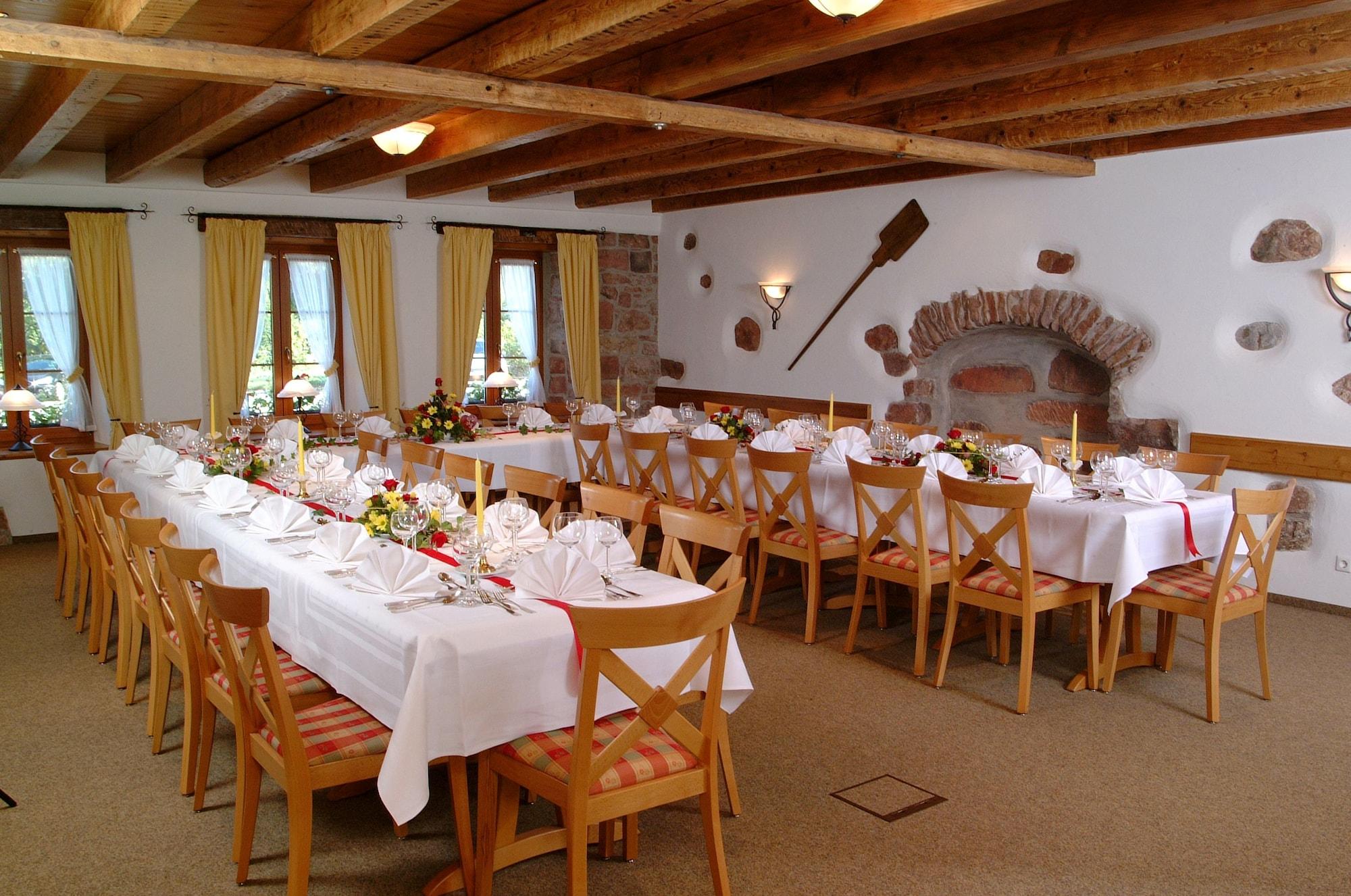 Salón de Baile Hotel-Restaurant Löwen