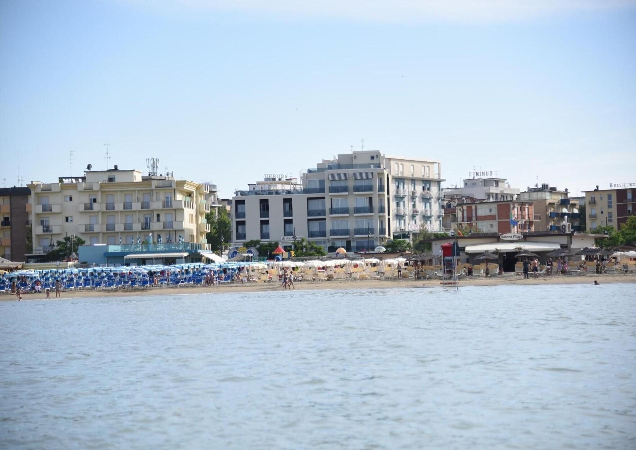 Playa Vista Mare Hotel