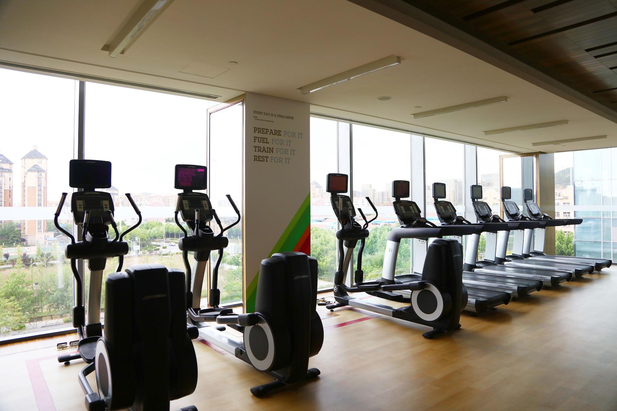 Gimnasio Sheraton Qingdao Licang Hotel