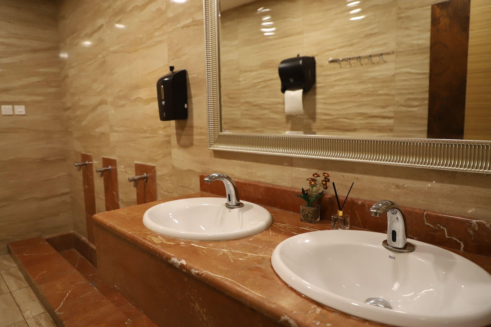 Comodidades del Alojamiento Taraf Yanbu 2