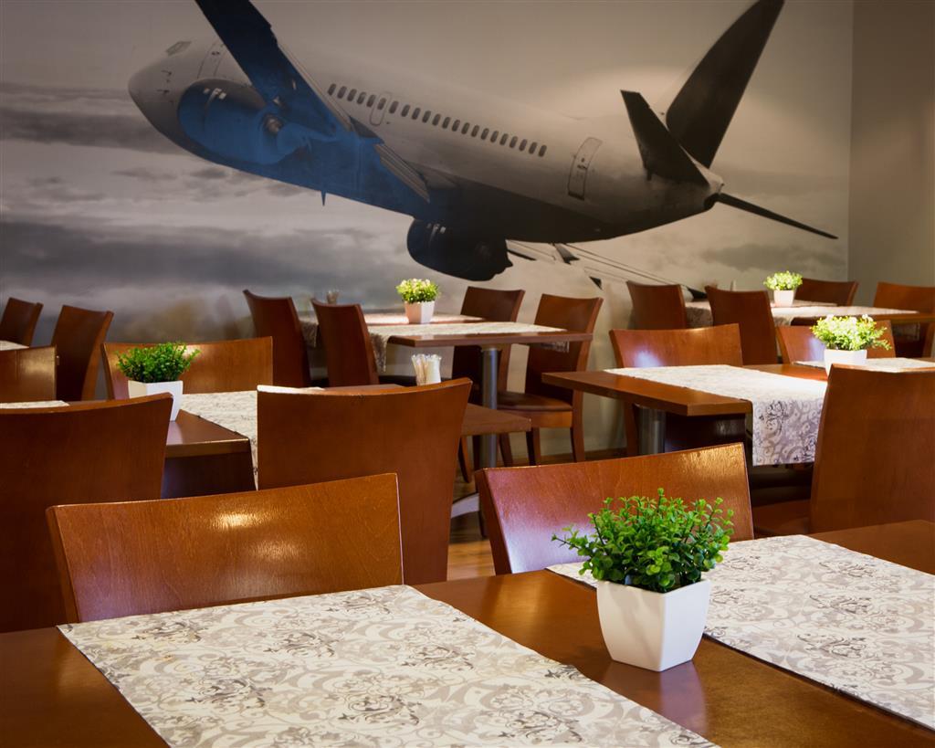 Restaurant Airport Hotel Pilotti