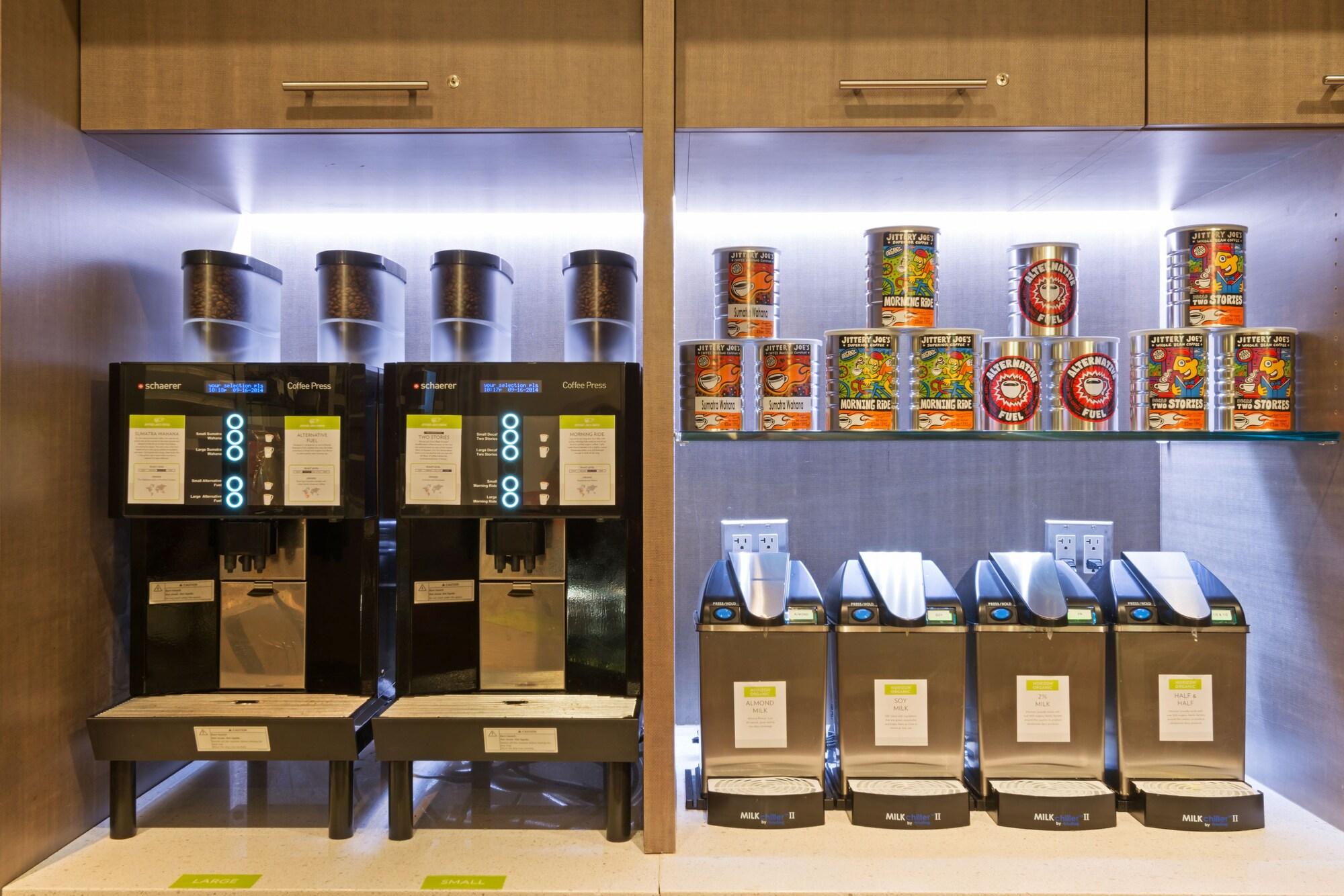 Bar/Salón EVEN Hotel Rockville - Washington DC Area by IHG