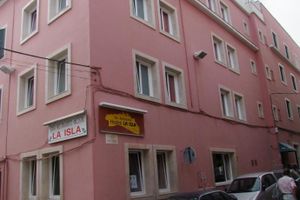 Alojamiento - Hostal Restaurante La Isla S.L.