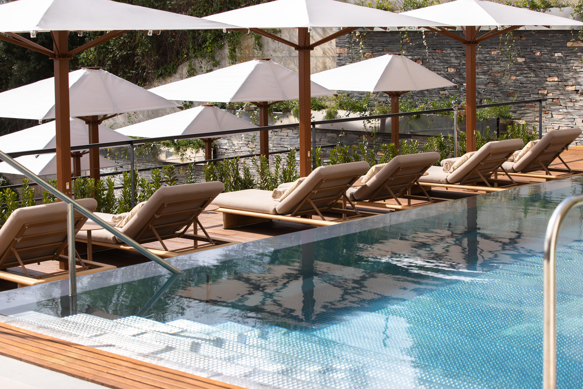 Vista Exterior METT Barcelona GL – A Leading Hotel of the World