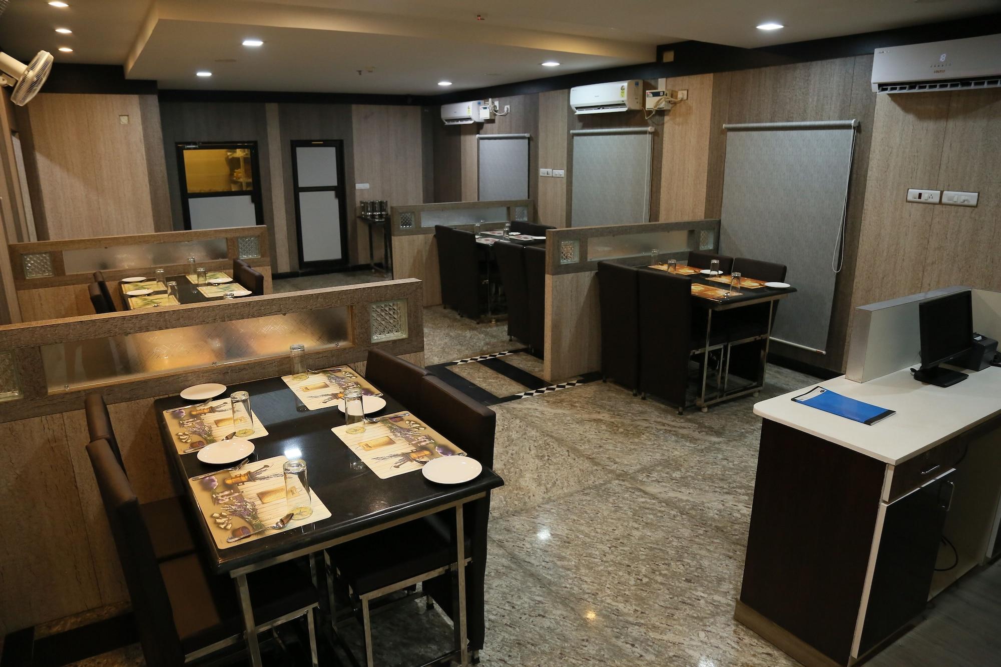 Restaurant Hotel Sumi Palace