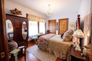 Alojamiento - Circular Manor Bed and Breakfast