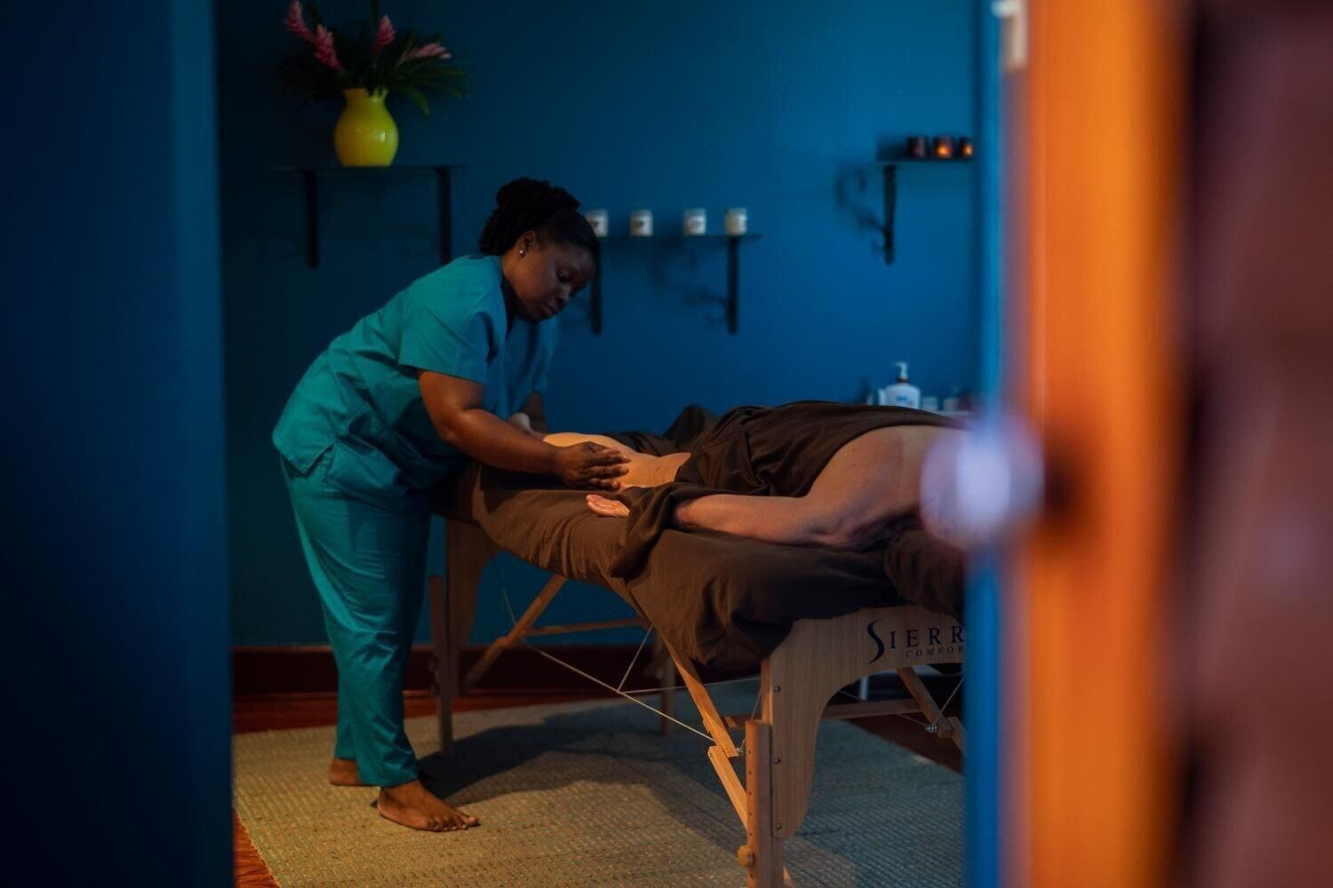 Spa Raglan Harbour View Hotel