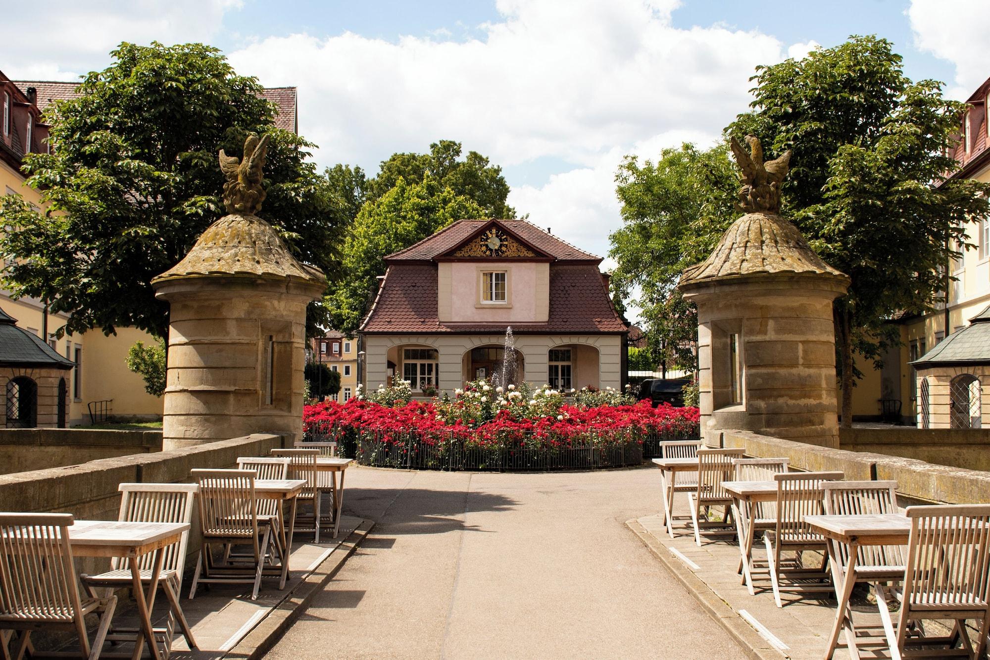 Bar/Salón Biohotel Schloss Kirchberg