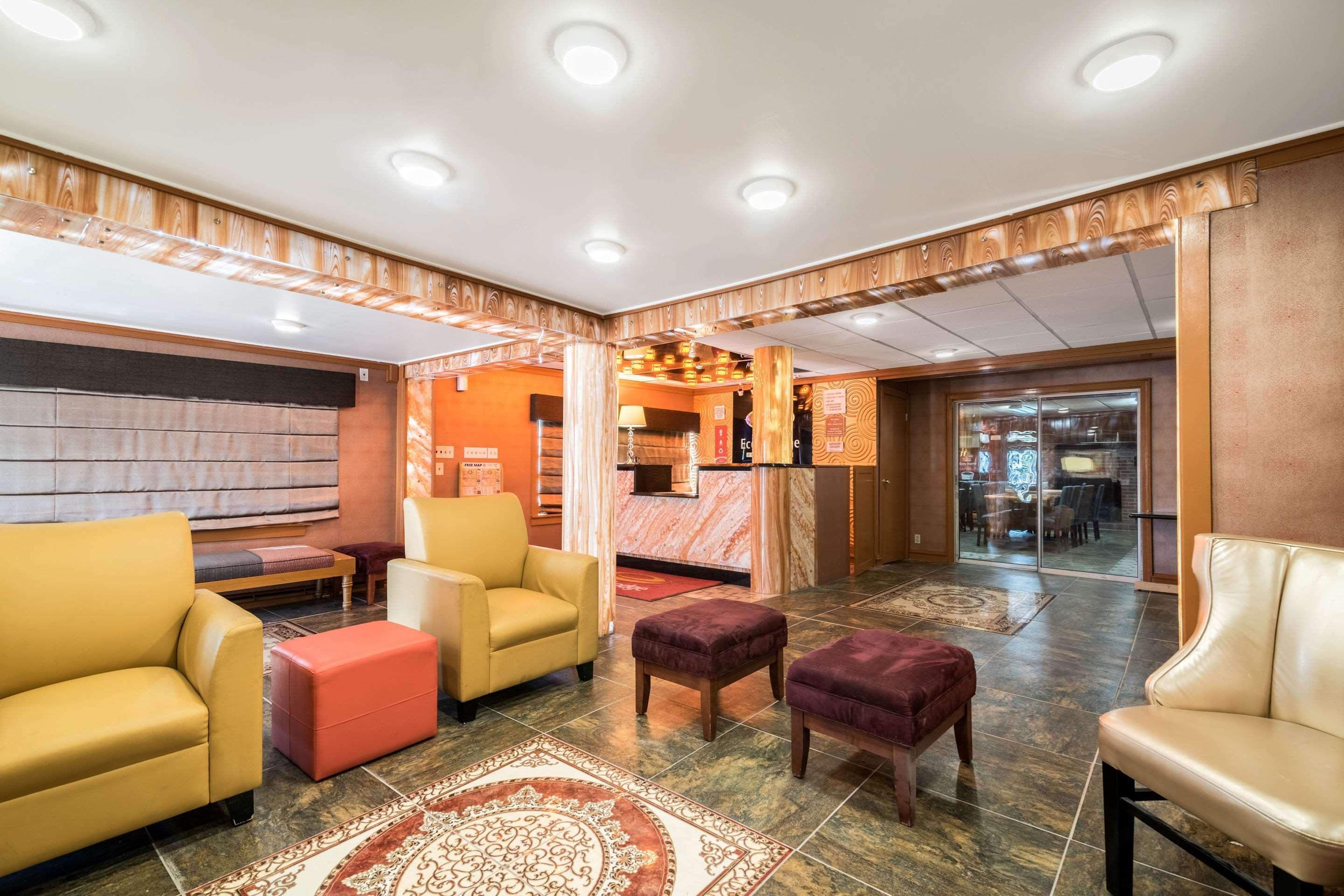 Vista Lobby Econo Lodge Rutland City Near Hwy 7