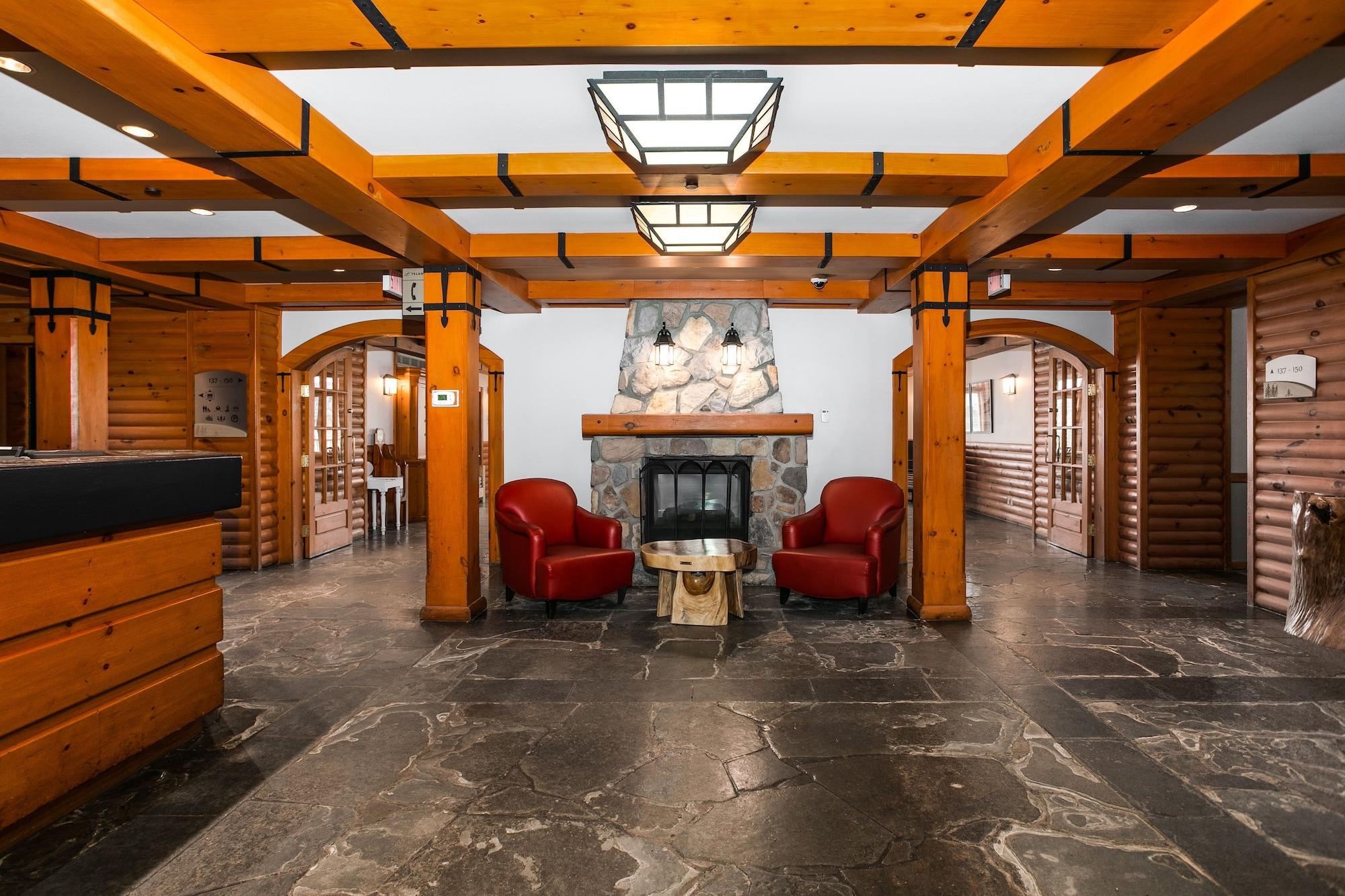 Vista Lobby Le Lodge de la Montagne - Les Suites Tremblant