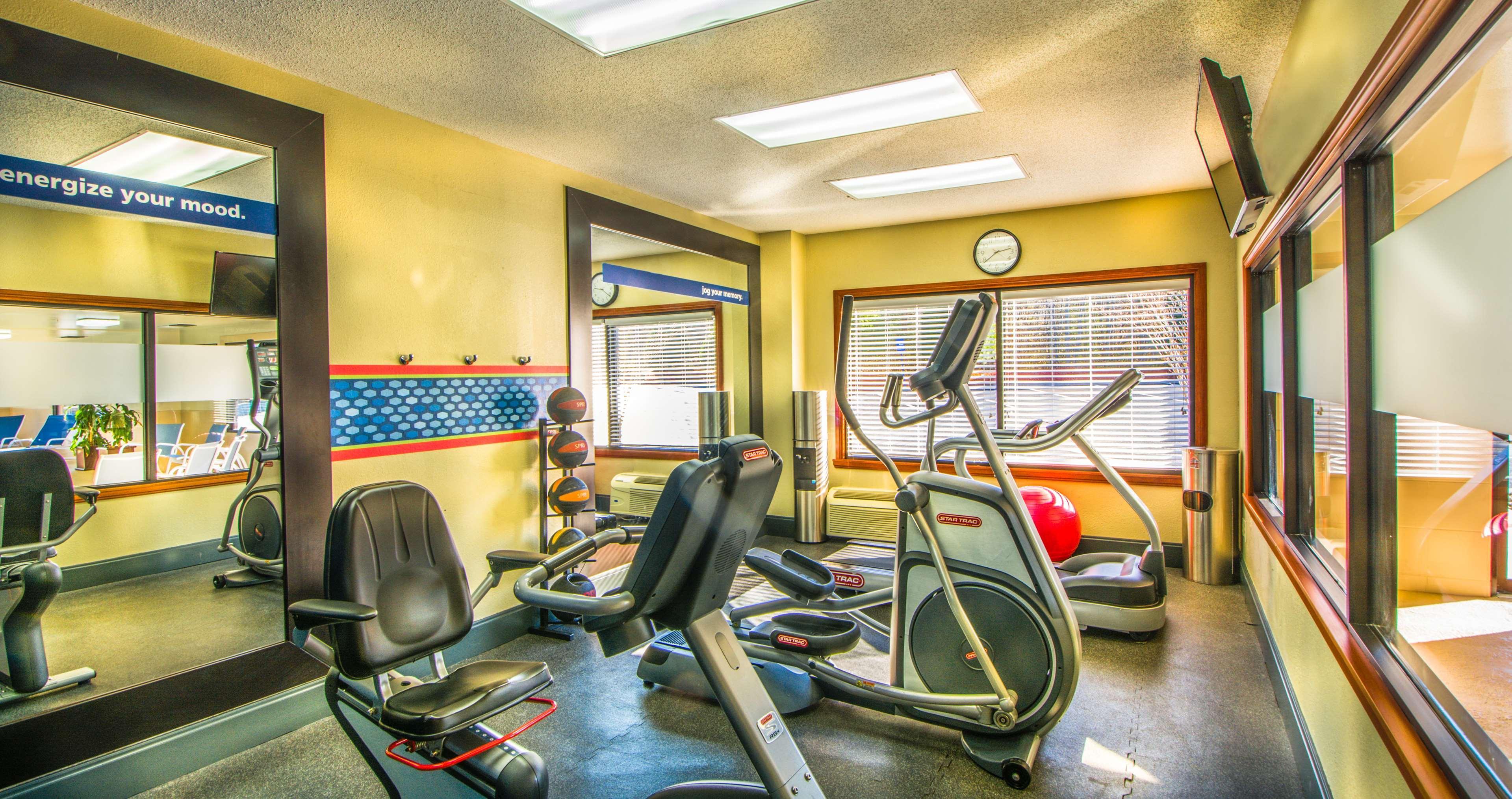Gimnasio Hampton Inn Princeton