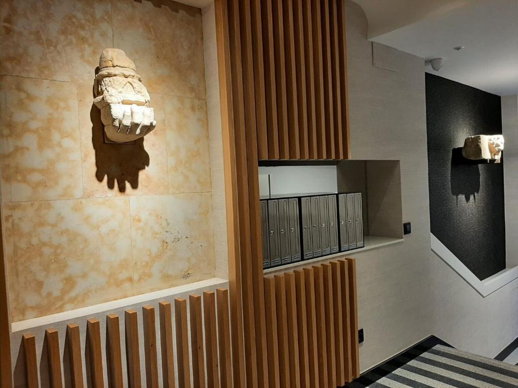 Vista Lobby Apartamentos Celestina by gaiarooms