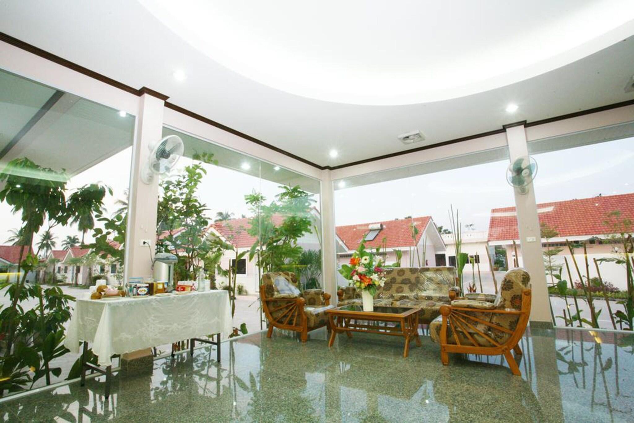 Vista Lobby Soda Resort