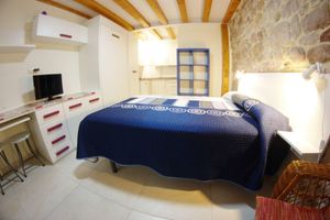 Alquiler Vacacional - House with garden for 6/7 people (La casa de Consuelo 1)