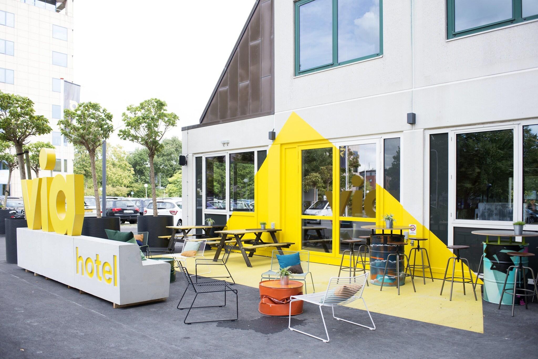 Vista Exterior Via Amsterdam - Hostel