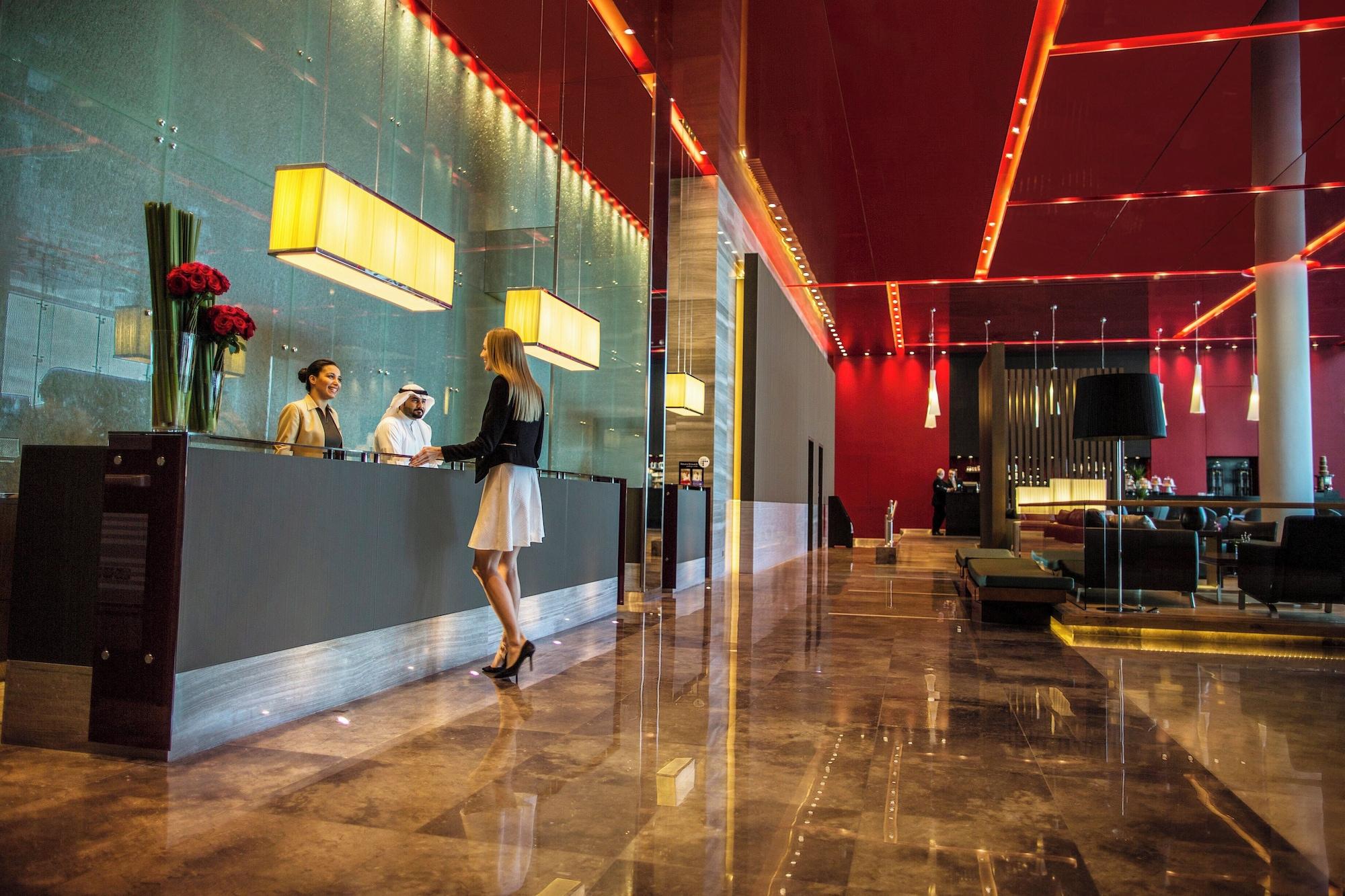 Vista Lobby Downtown Rotana