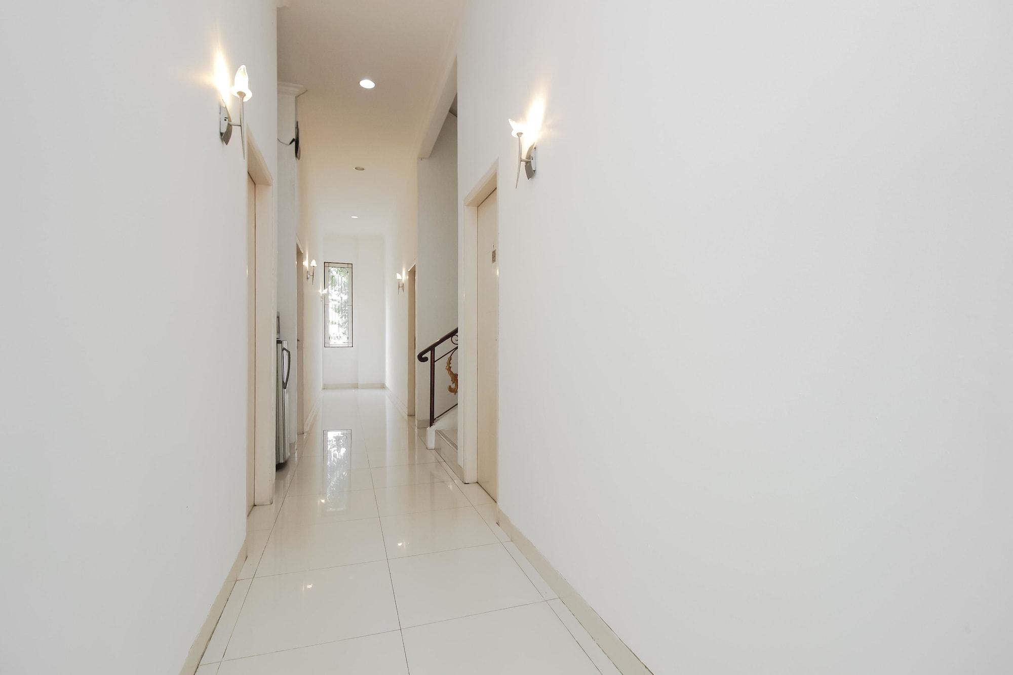 Varios RedDoorz @ Permata Sari Karawaci