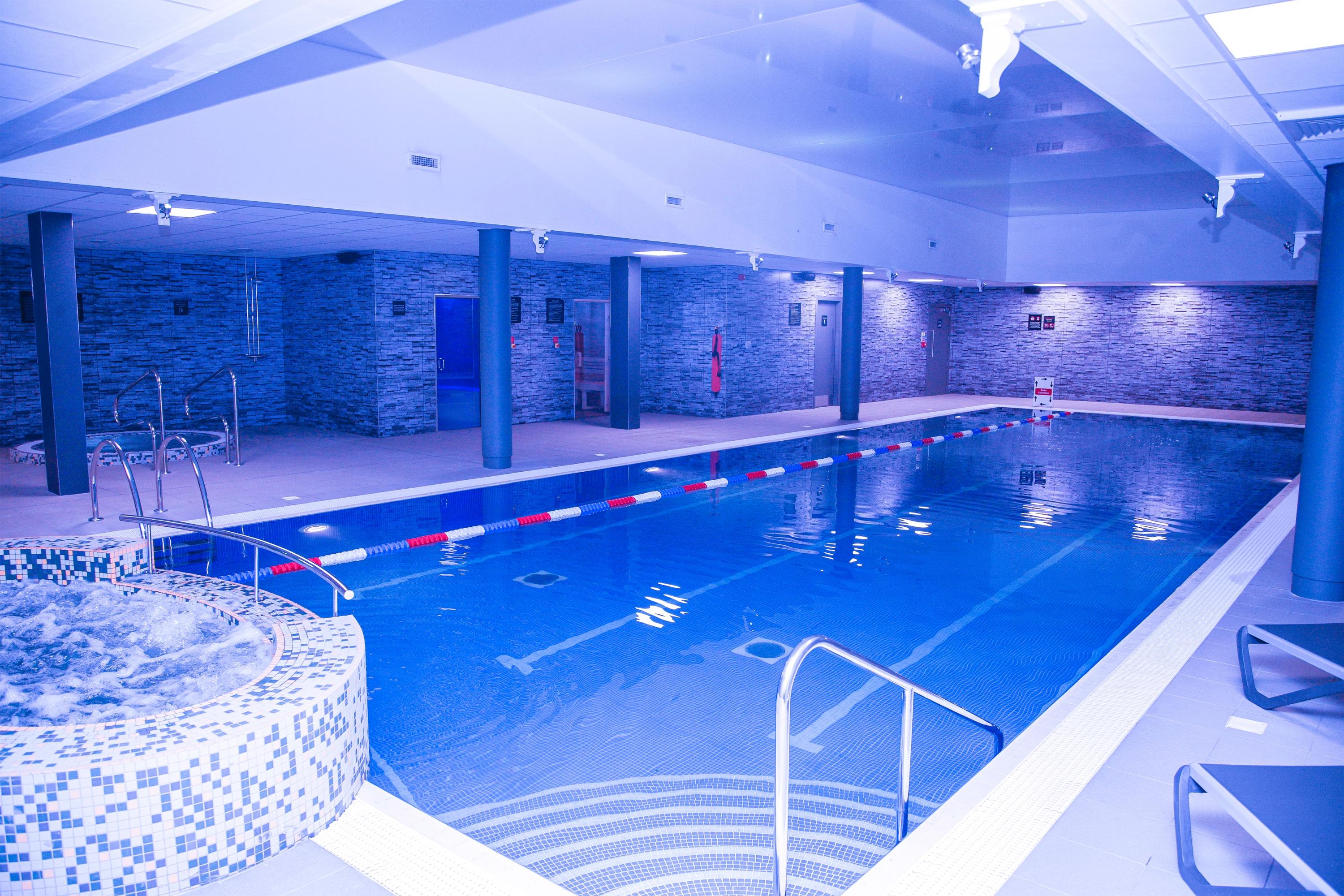 Vista Piscina Village Hotel Bracknell