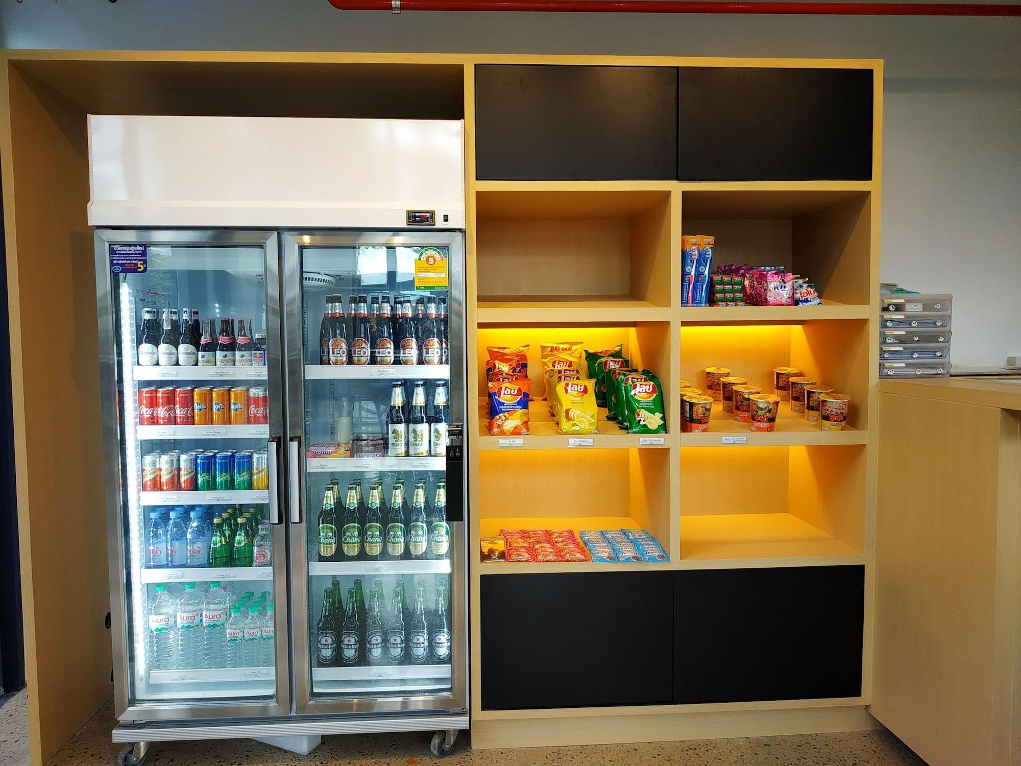 Vista Lobby Lub d Koh Samui Chaweng Beach - Beachfront Vibrant Social Vibe