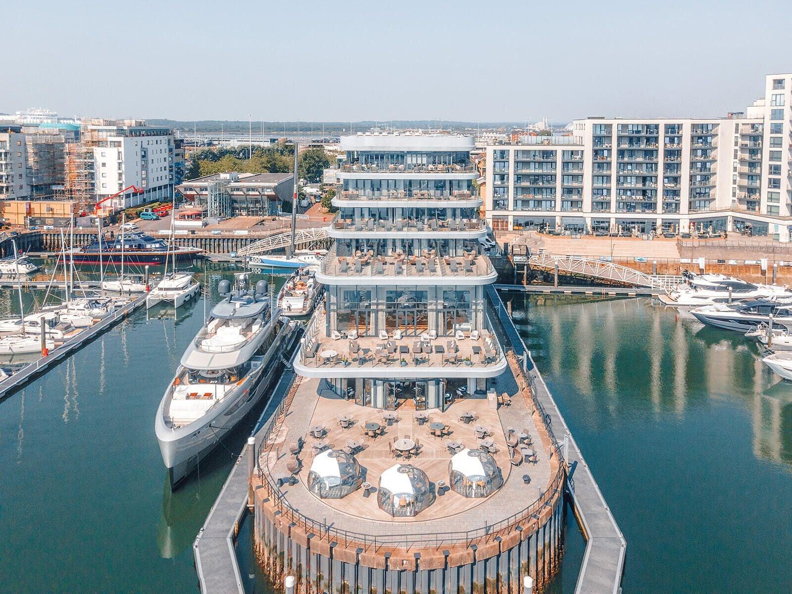 Vista Exterior Harbour Hotel Southampton