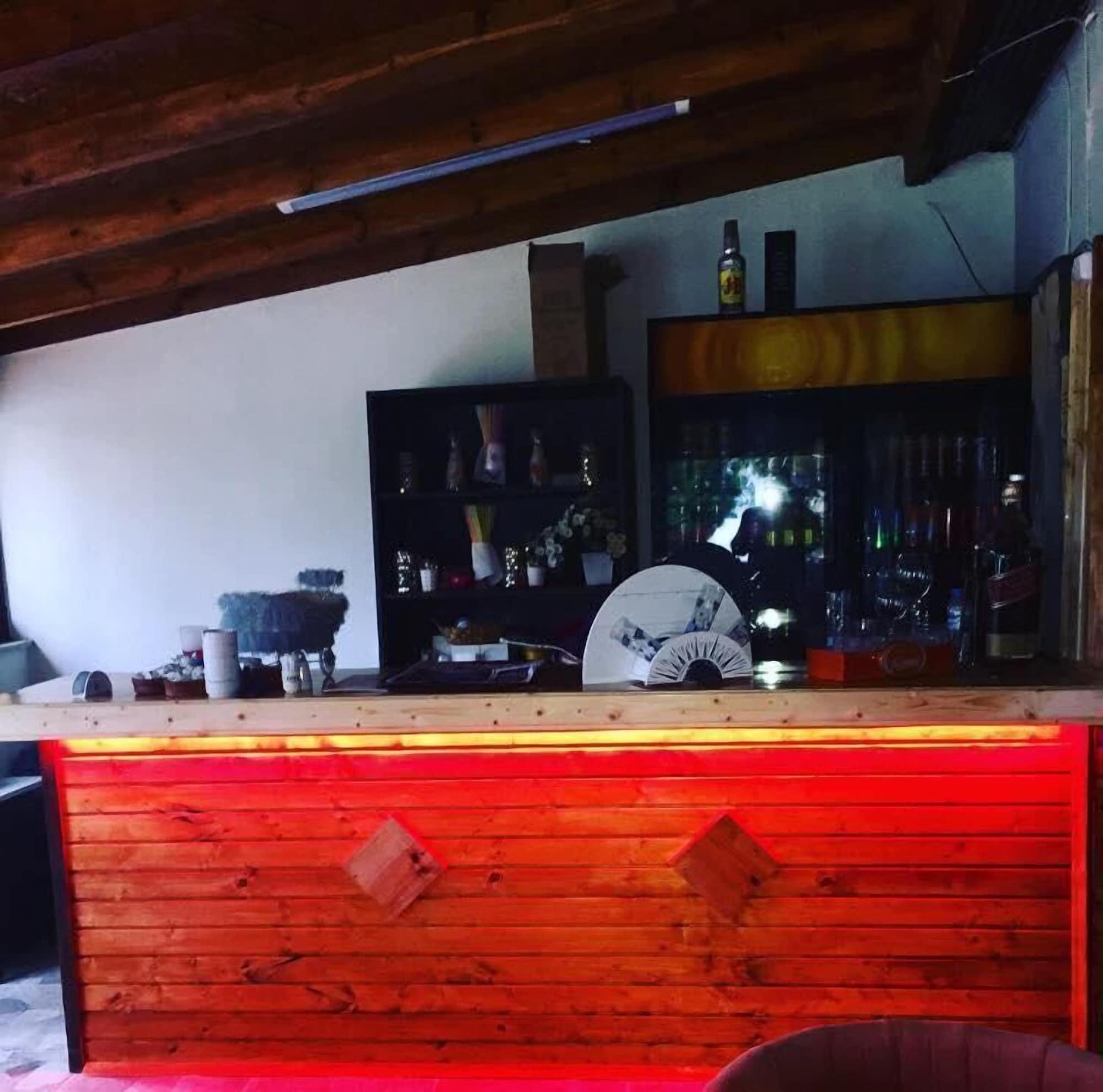 Bar/Salón Green Garden