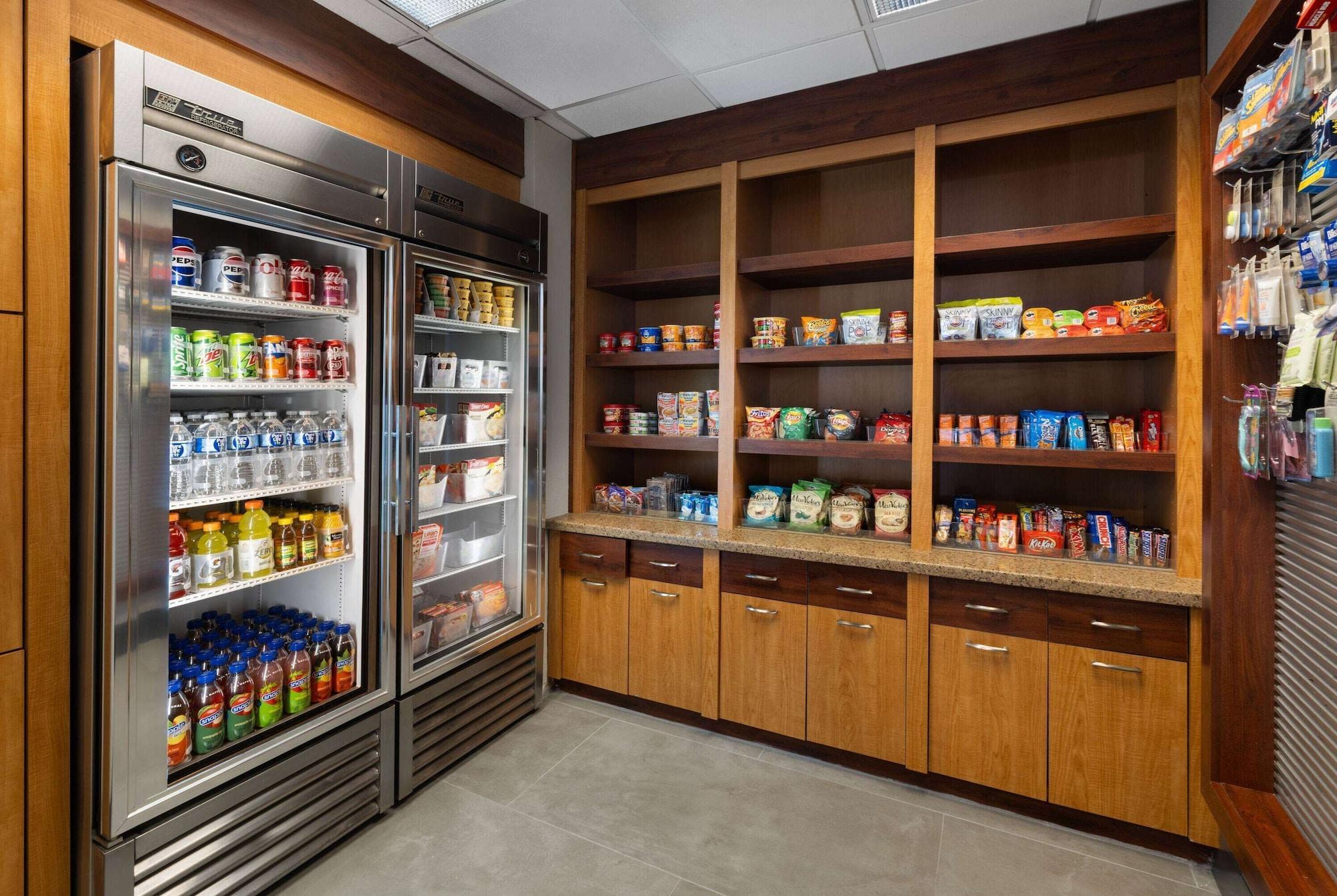 Restaurant La Quinta Inn & Suites by Wyndham Greensboro NC