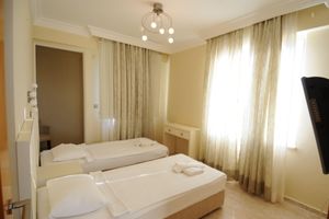 Alquiler Vacacional - Gold City 3 Bedroom Villa 4