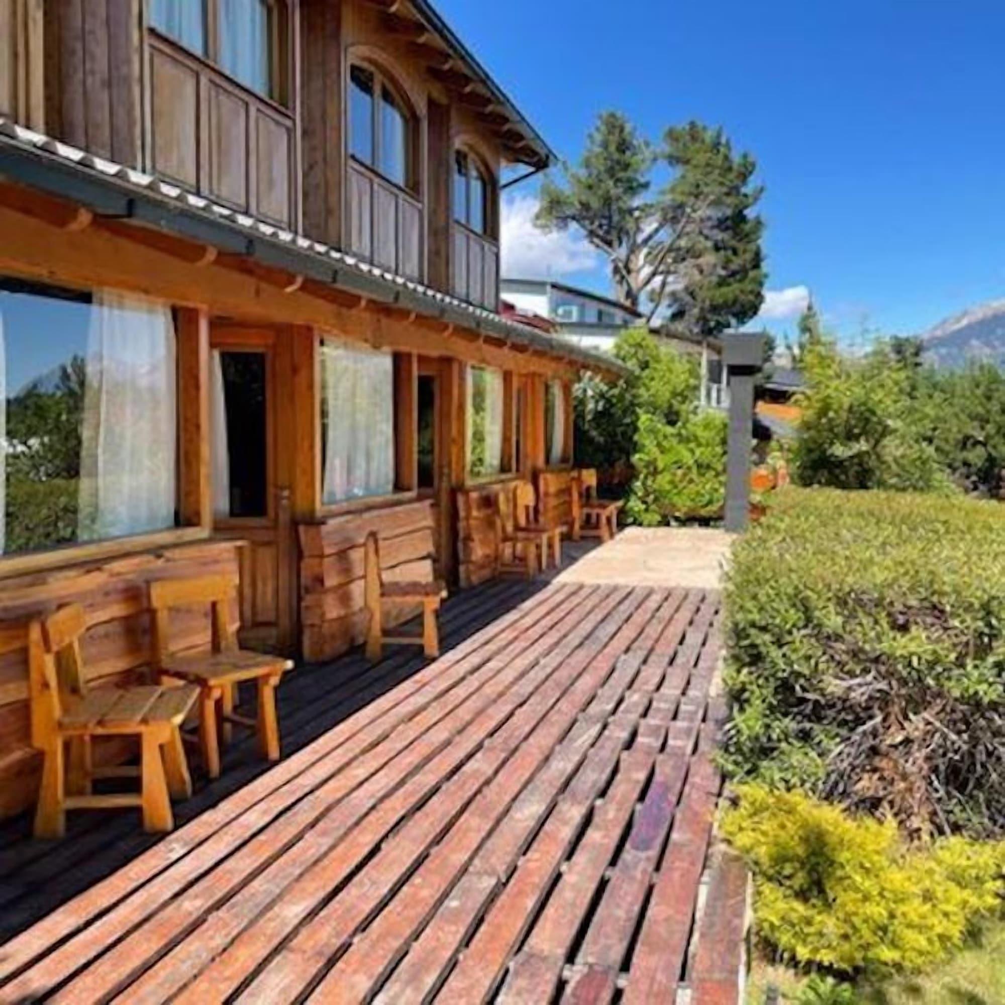 Vista Exterior VILLA DEL LAGO