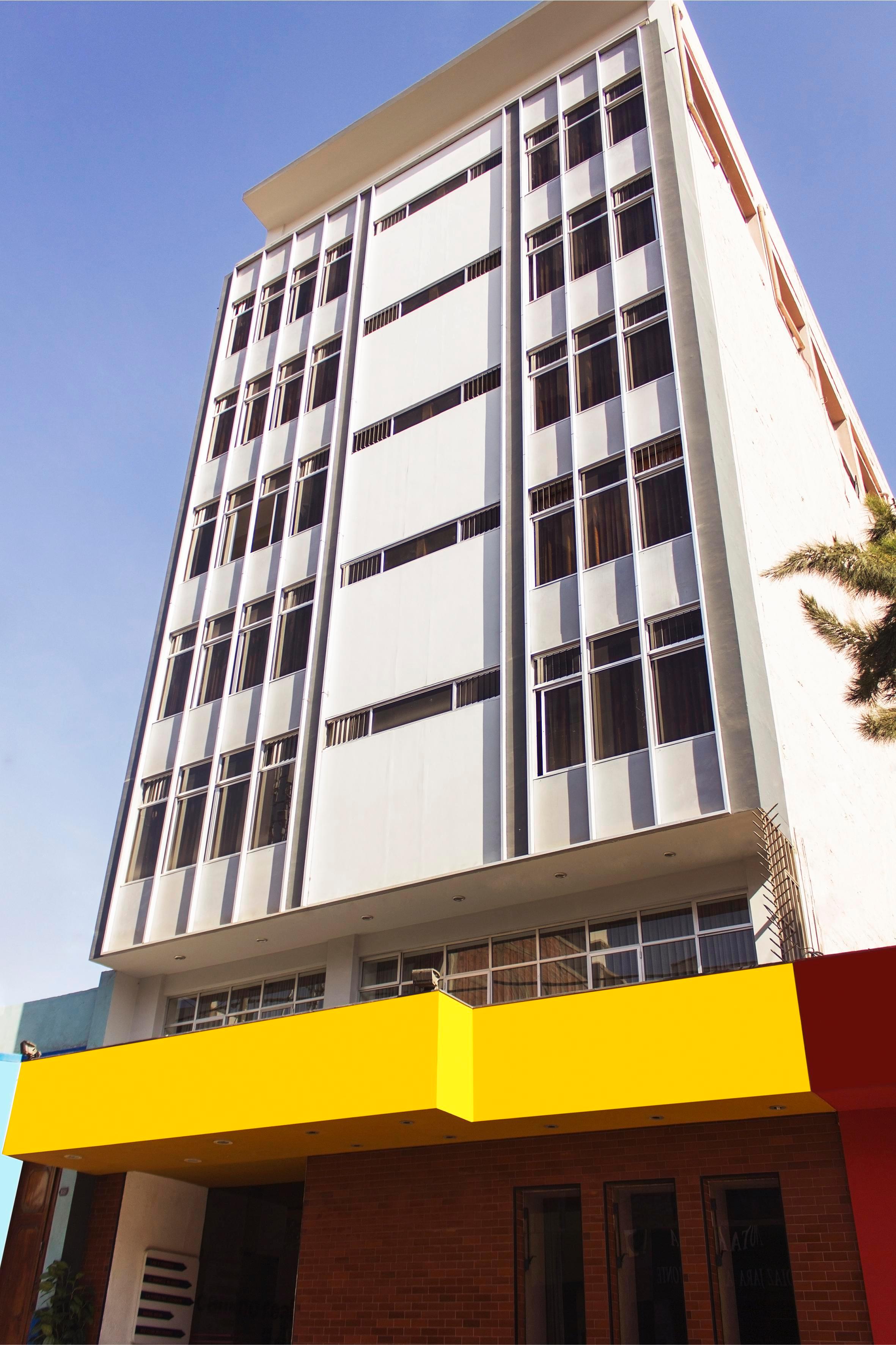 Vista Exterior Camino Real Hotel