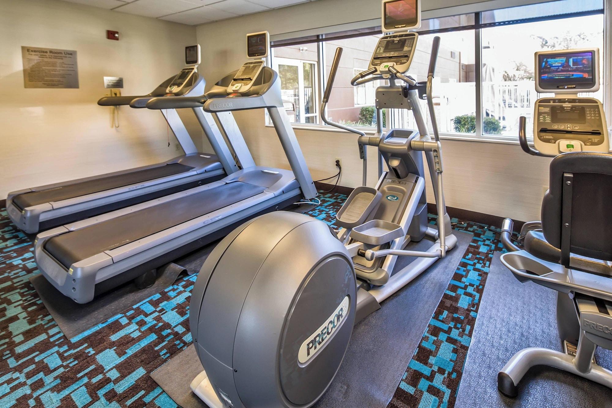 Gimnasio Fairfield Inn & Suites Jacksonville Airport