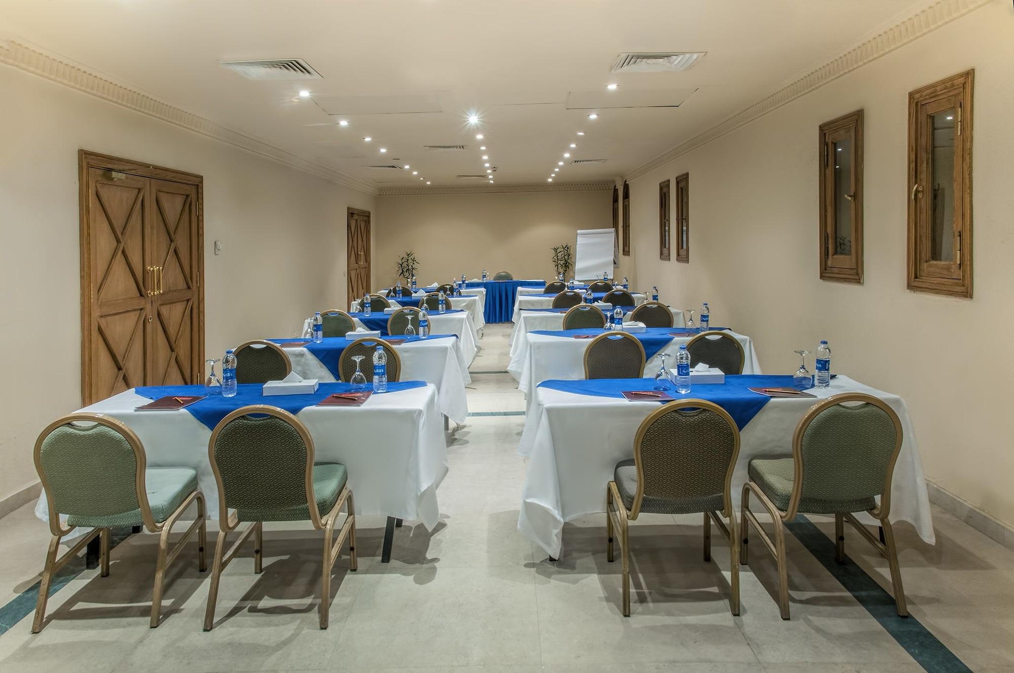 Sala de Reuniones Continental Plaza Beach