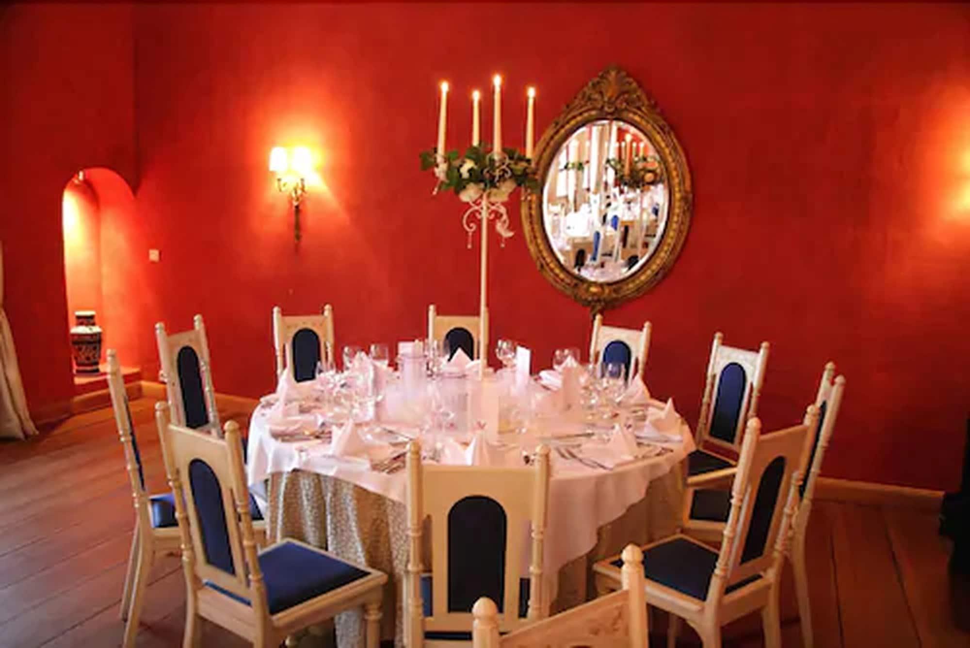 Restaurant Hotel Burg Wanzleben