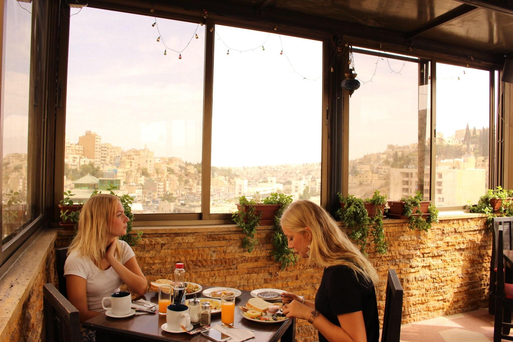 Varios Arab Tower Hotel