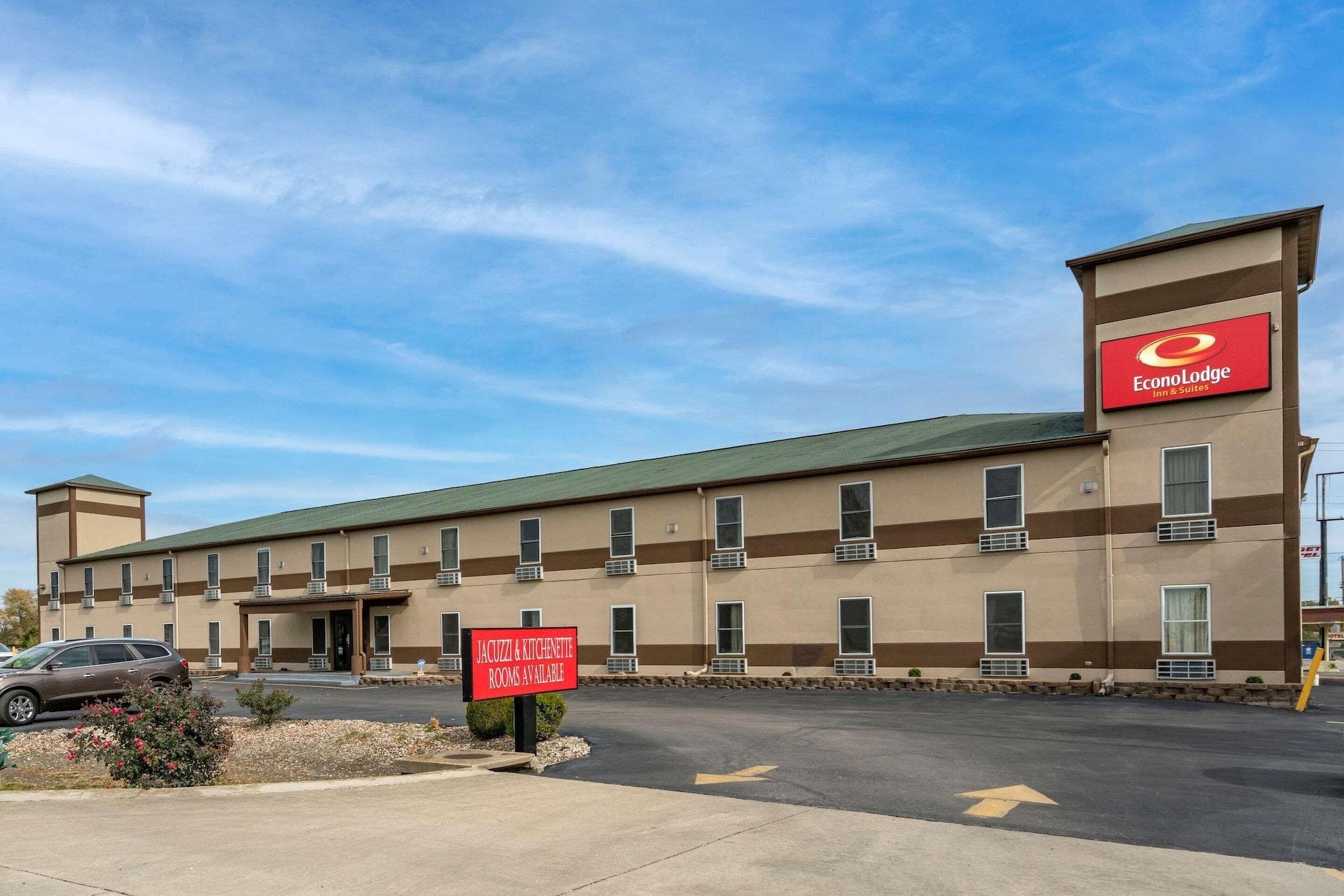 Varios Econo Lodge & Suites Granite City