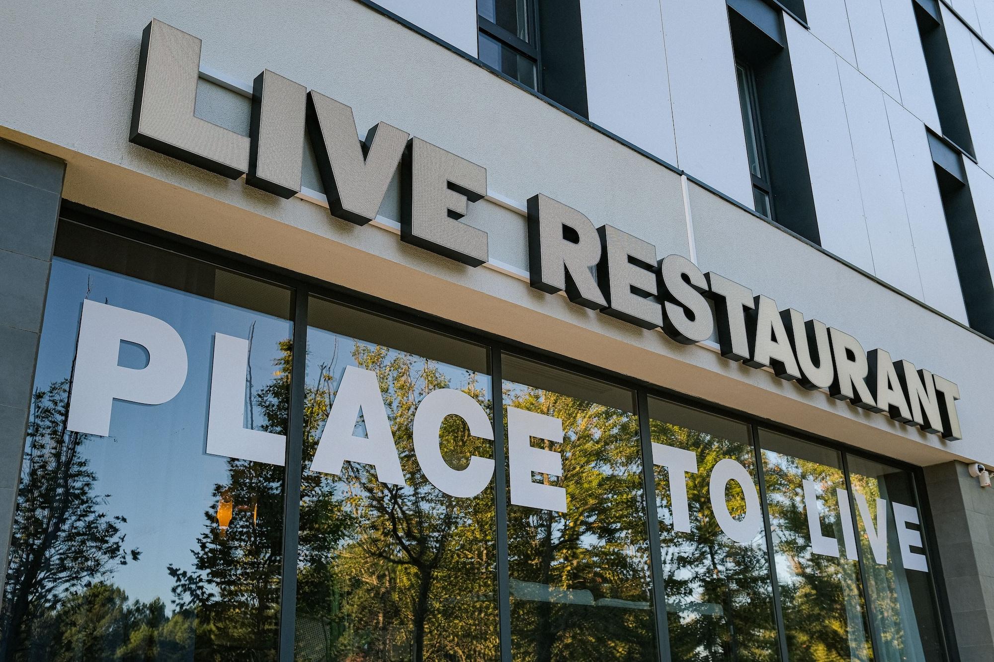 Vista Exterior LIVE Hotels Bordeaux Lac