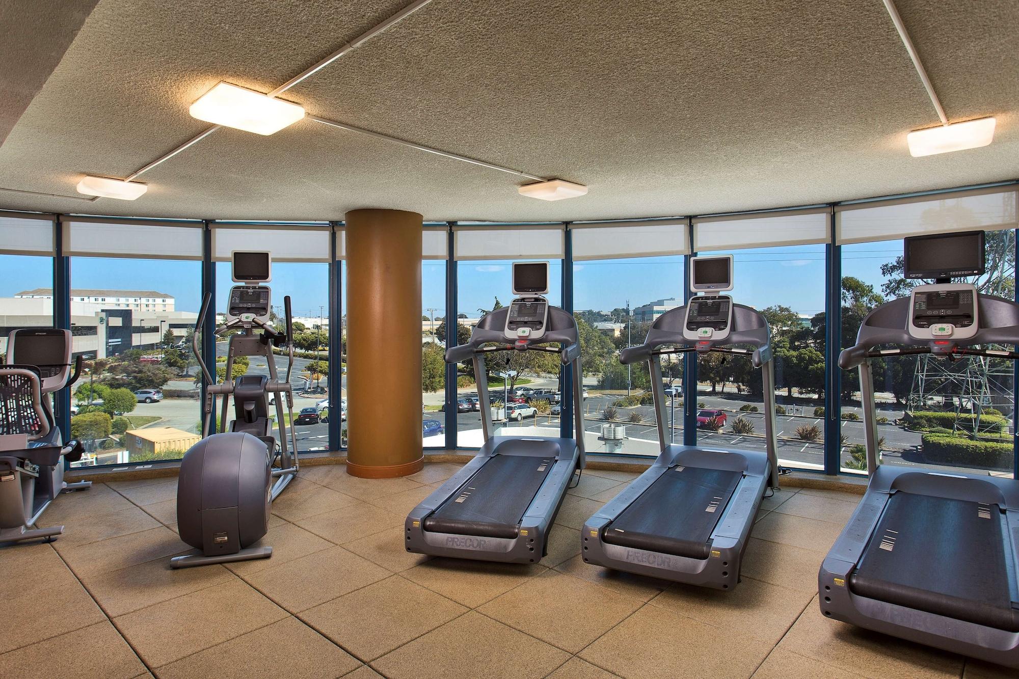 Gimnasio Embassy Suites by Hilton San Francisco Airport Oyster Point